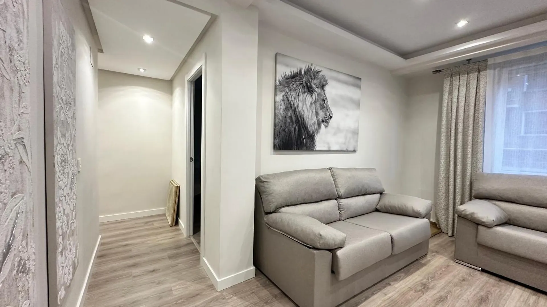 Encantador Apartamento En El Centro De Bilbao 0*,